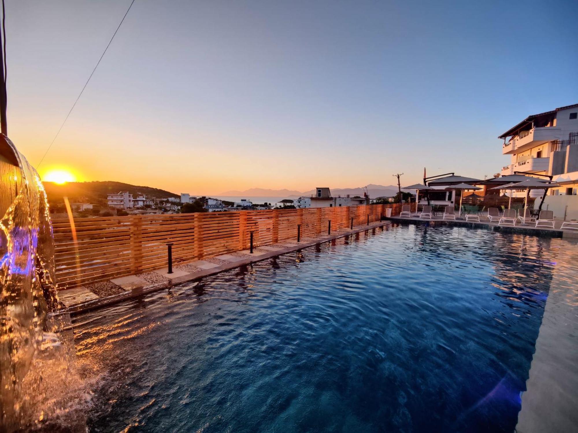 The View Hotel Ксаміл Екстер'єр фото